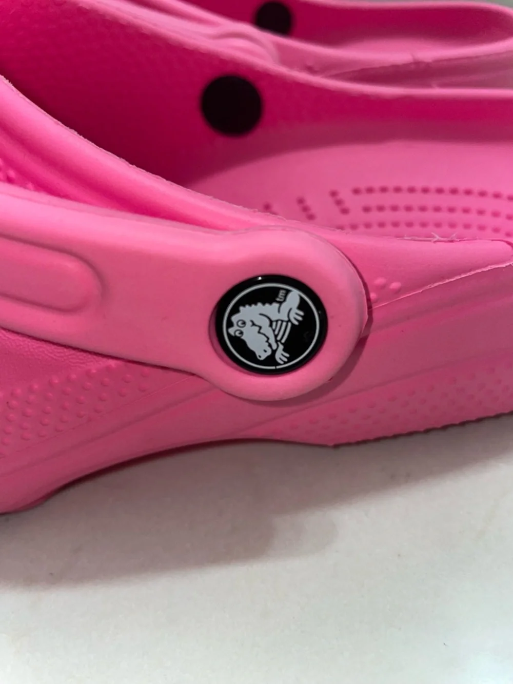 CROCS signature clog